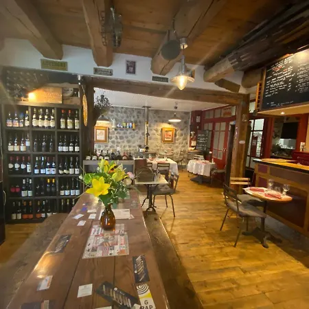 Apartamento Au Coeur Des Volcans D Auvergne *