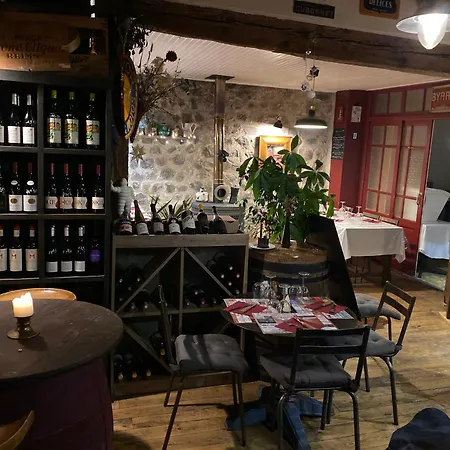 Au Coeur Des Volcans D Auvergne * Murat (Cantal)