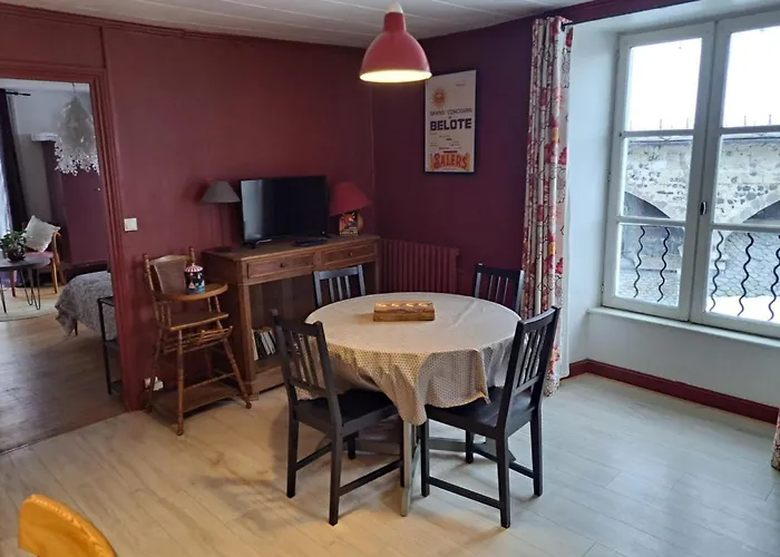 Au Cœur Des Volcans D Auvergne Appartement Murat (Cantal)