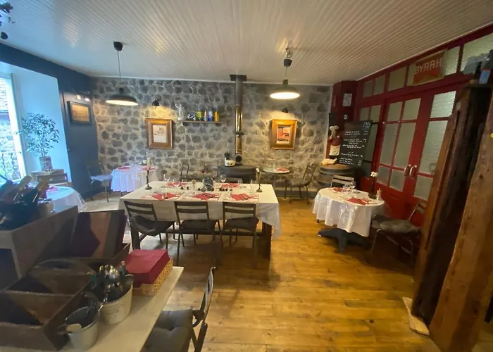 Au Cœur Des Volcans D Auvergne *