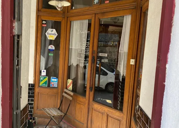 Au Cœur Des Volcans D Auvergne Murat (Cantal)