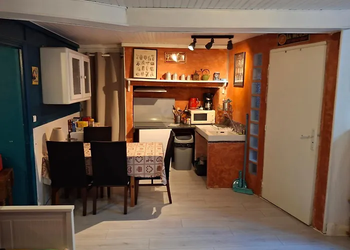 Au Cœur Des Volcans D Auvergne